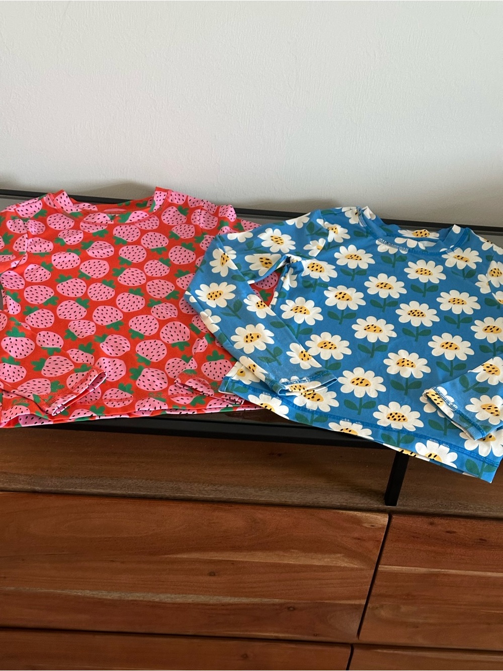 Hanna Andersson Girls Pink Strawberry & Blue Daisy Rashguard Set